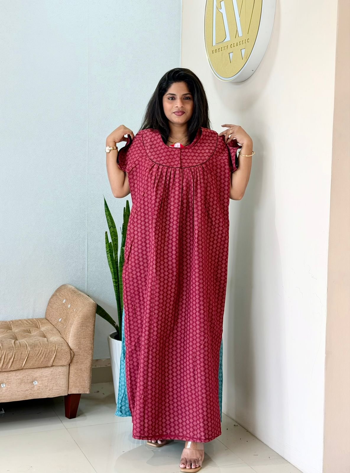 Donald Premium Pleated Nighty 2523N - Image 4