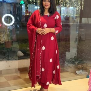 Alternative view of FESTIVE CORDSET KU-325