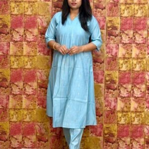 Alternative view of Lovely